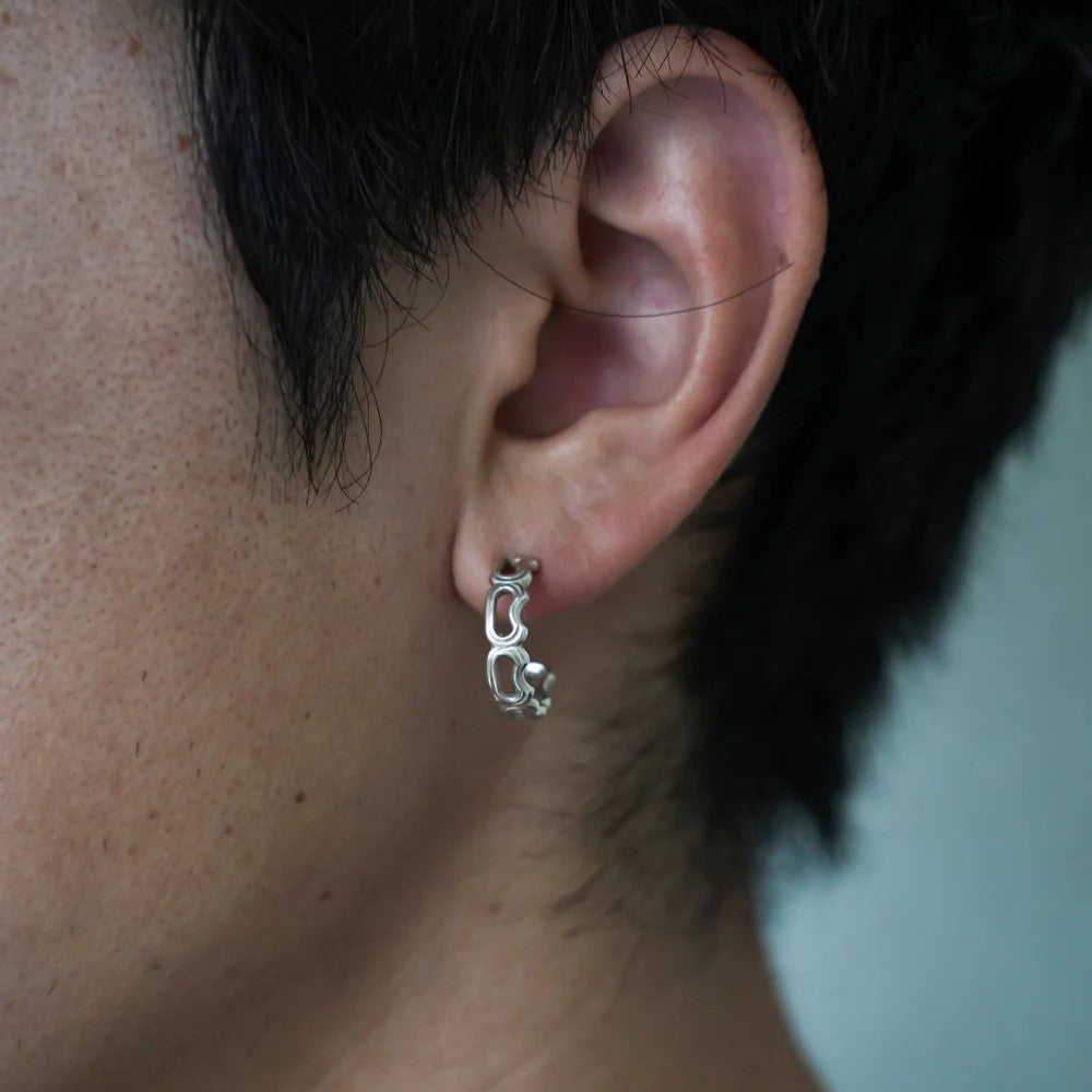 13 chain pierce