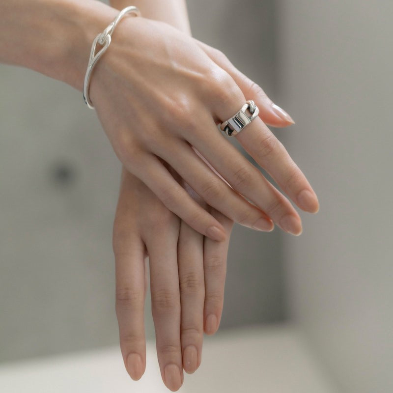 "Chain" plate ring