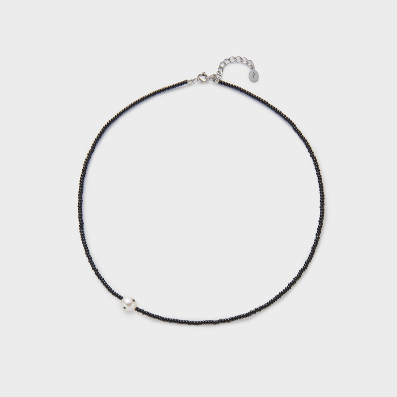 Ashore Unbalance Necklace Black, Salt