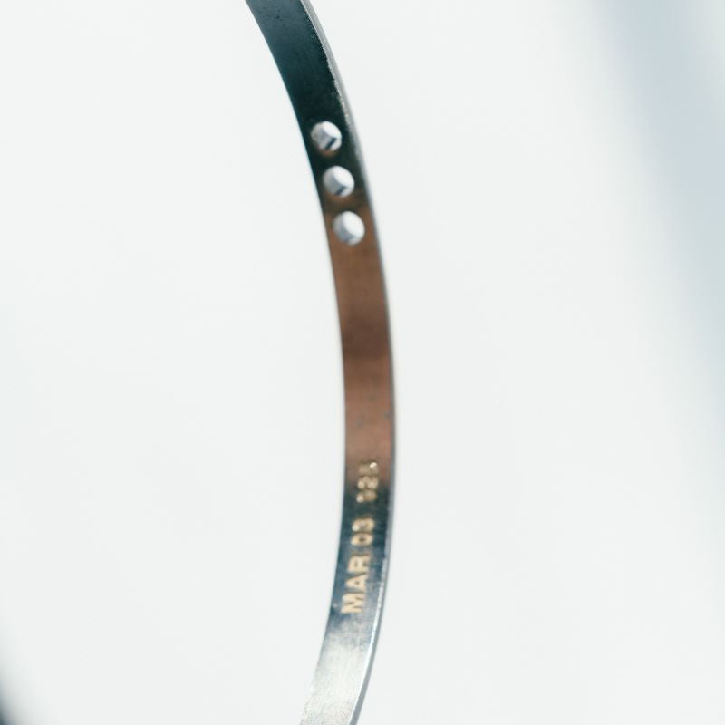 MAR.03 Flow Bangle