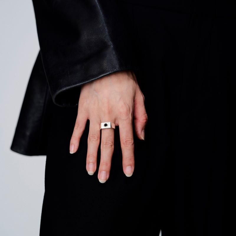 Onyx Signet Ring No.1