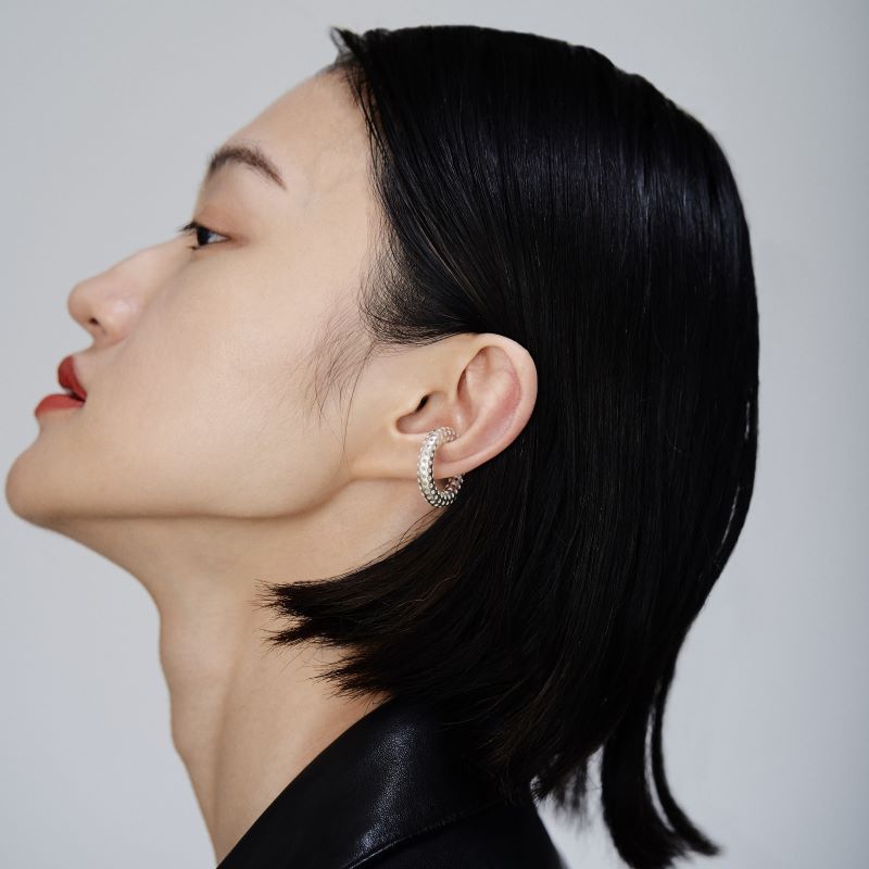 Pina Ear Cuff