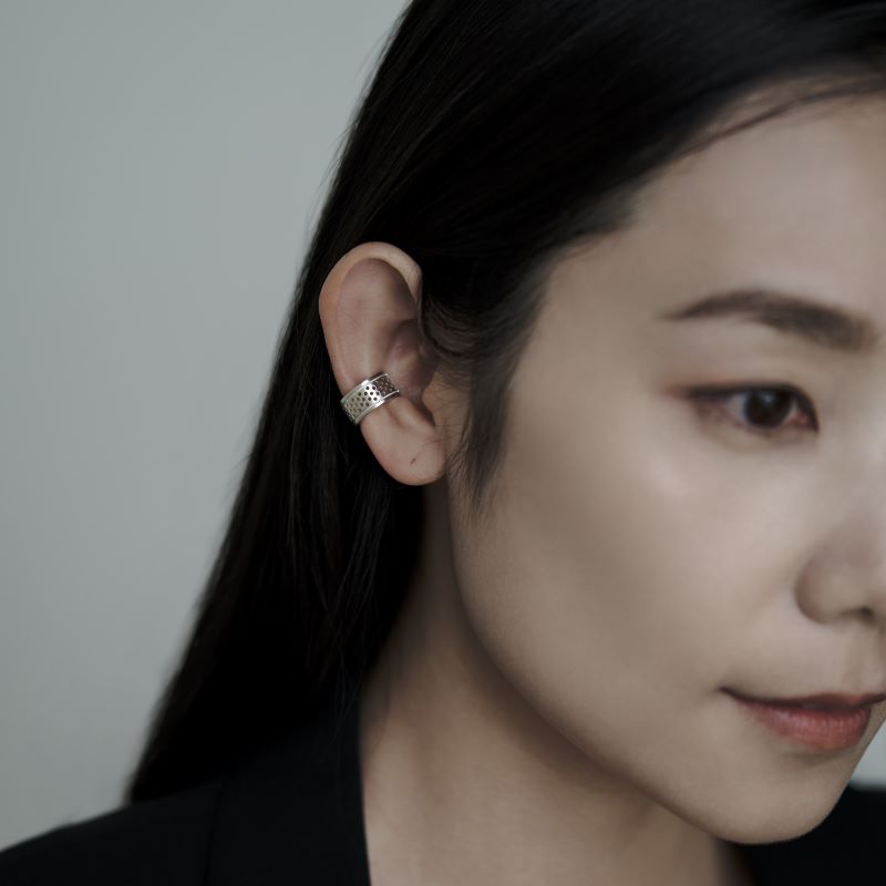 Pina Solid Earcuff