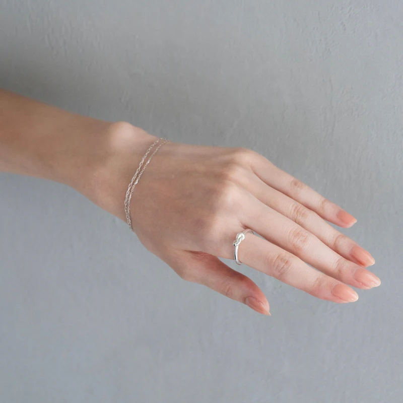 "Knot" ring/ Silver, Gold