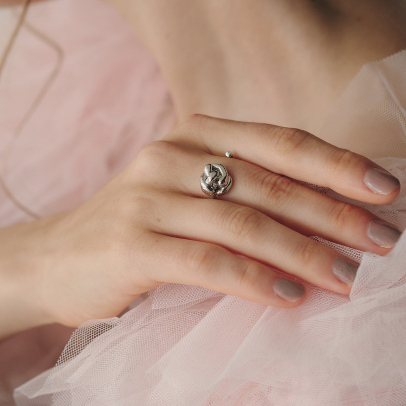 Bold Knot Ring / Silver