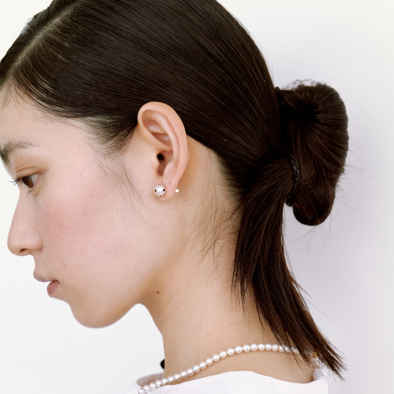 Signature Polkadots Earrings White, Black/ S,M