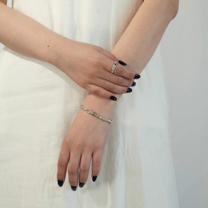 Knot bracelet