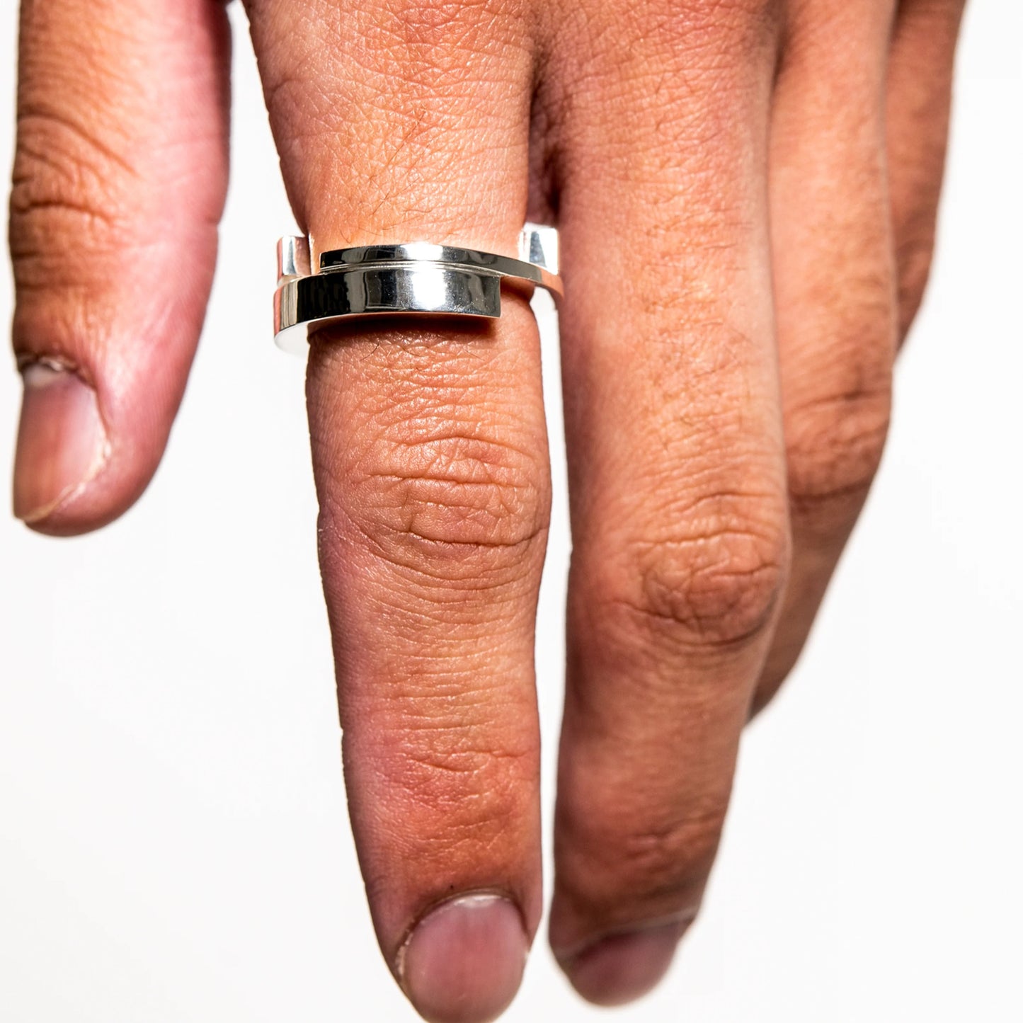 Continuum Ring