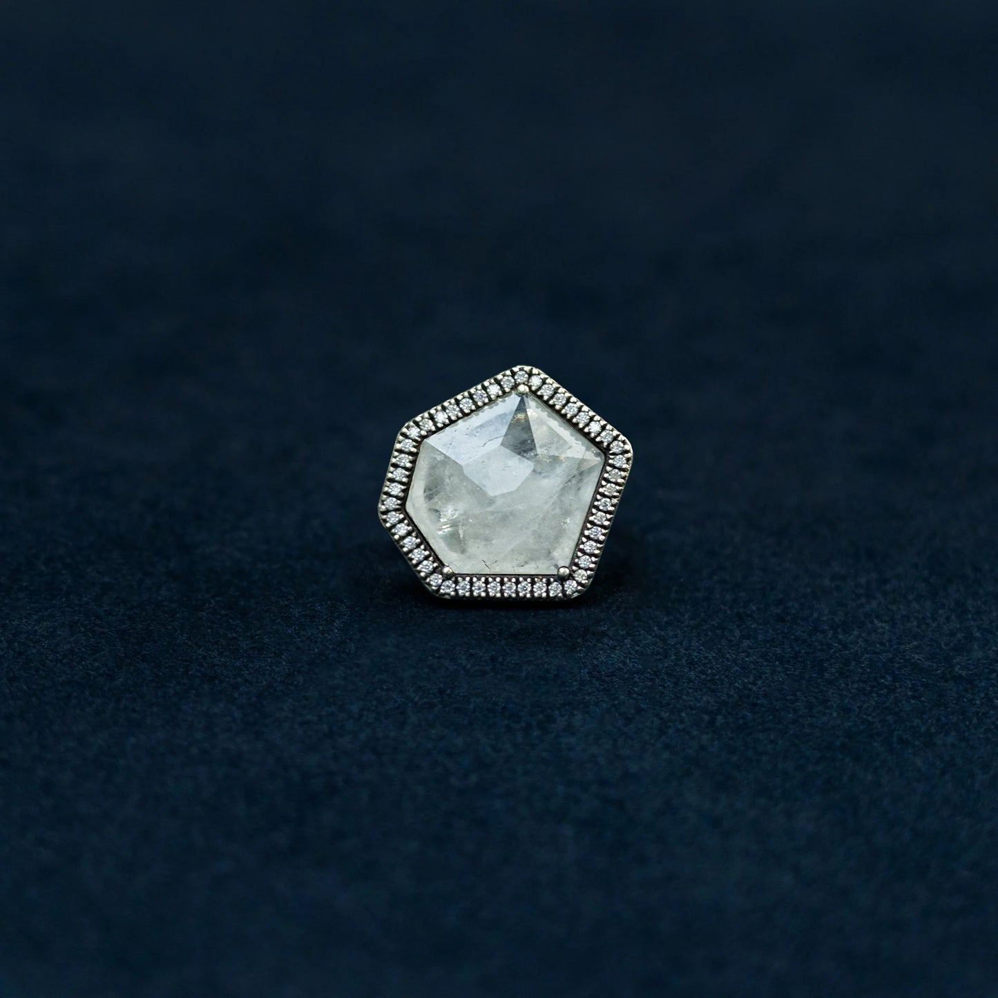 ARUNA RING（White）