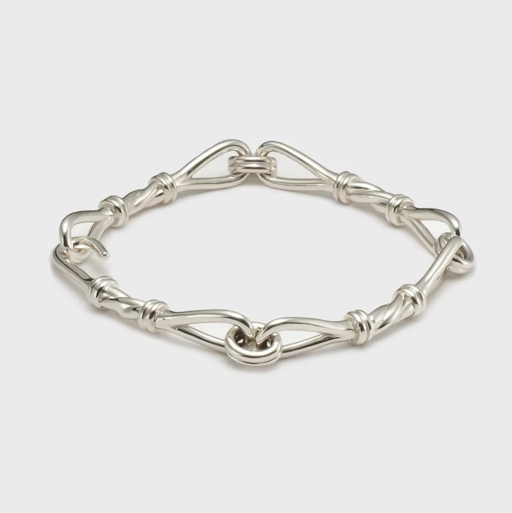 Knot bracelet