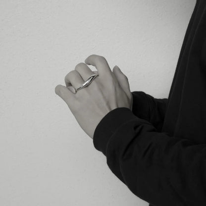wave 2 finger ring
