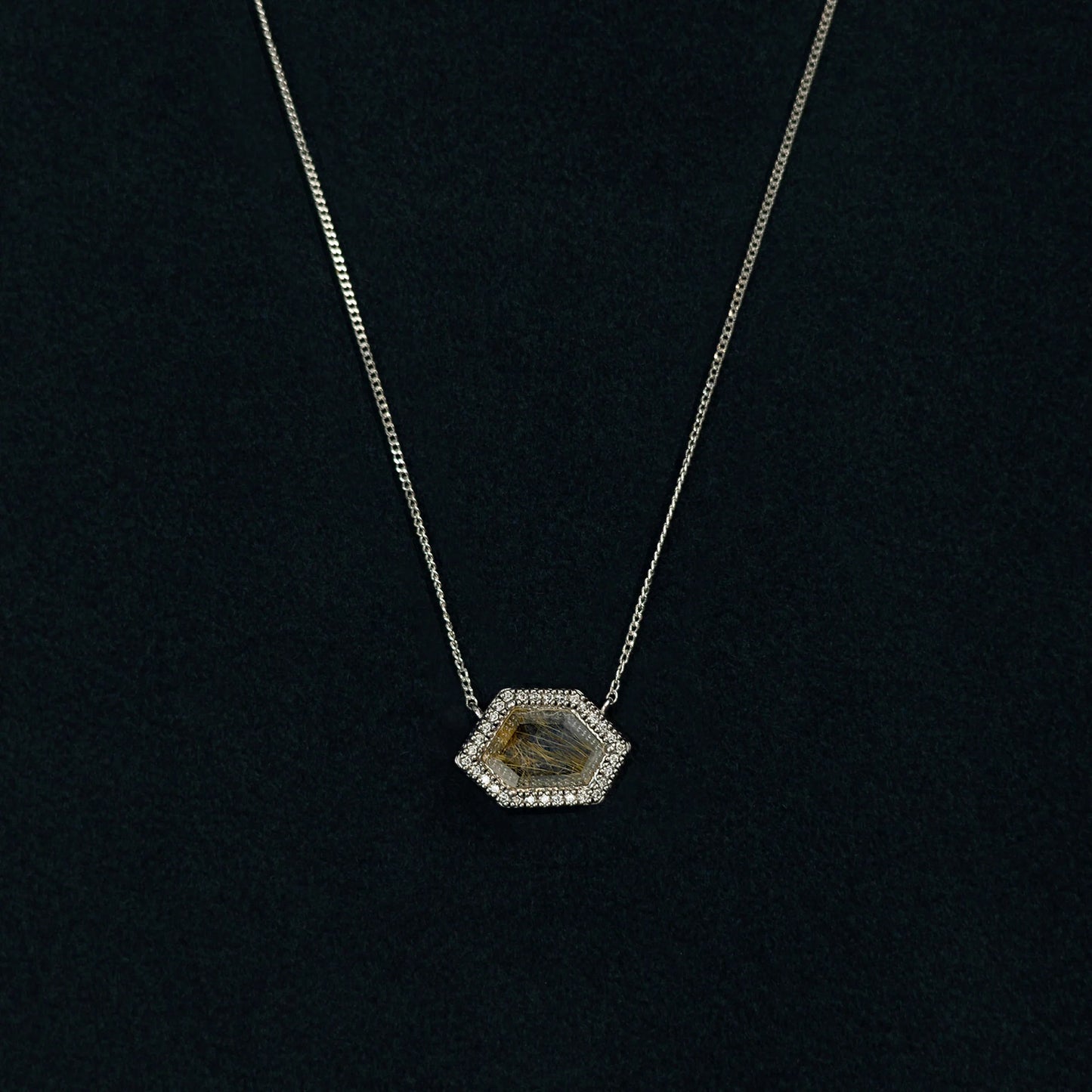 DHULI NECKLACE / Dark Green、Gray、Yellow