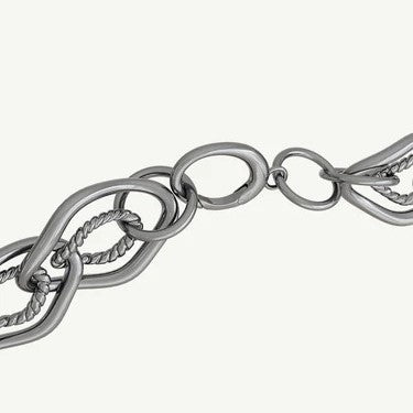 Dreary Link Necklace
