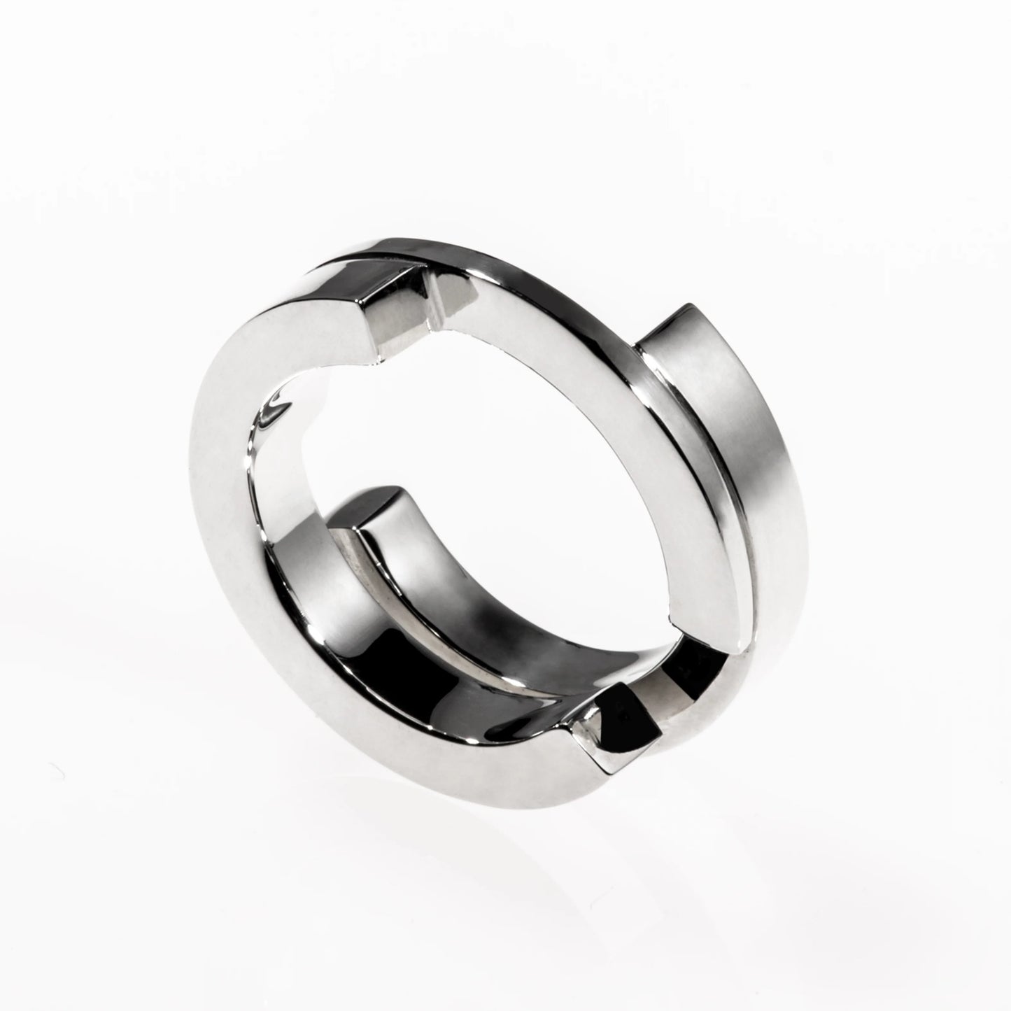 Continuum Ring