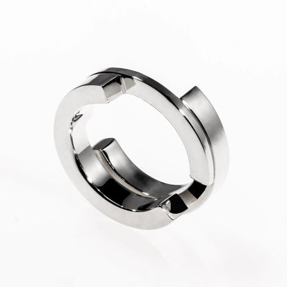 Continuum Ring