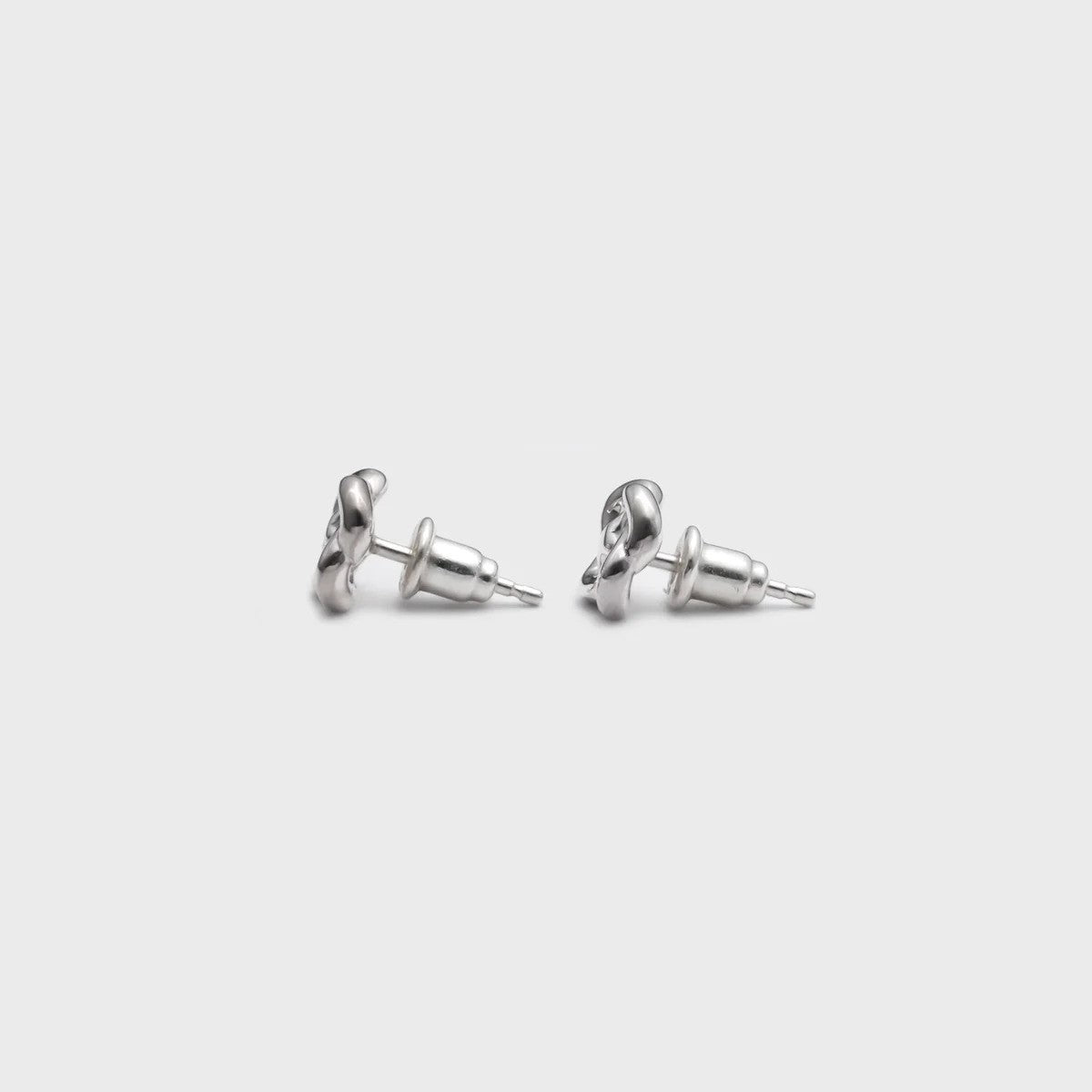 13 Flower pierce