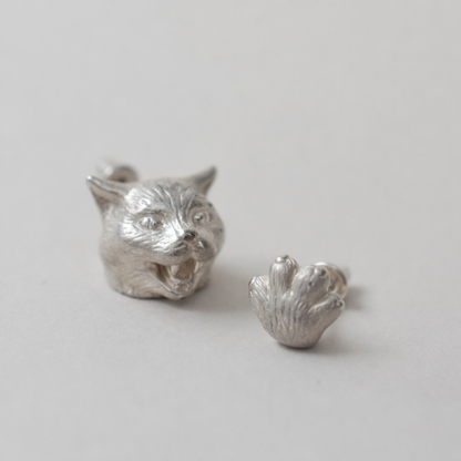 pierced earring talkative cat claw（片耳用）