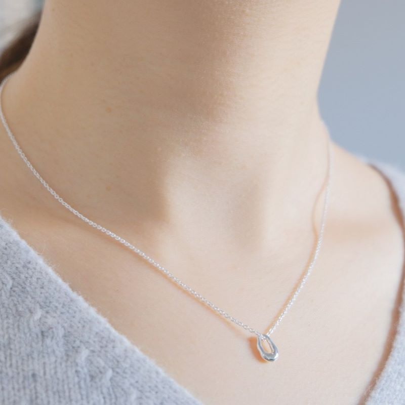 organic circle necklace：サークルネックレス