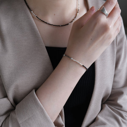 svart og pýrít bracelet：天然石パイライト/ブラックスピネル/シルバー　ビーズブレスレット　黒