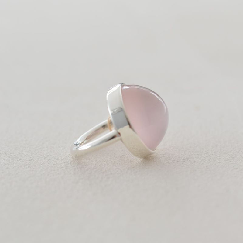 朝霞のPink Rose Quartz