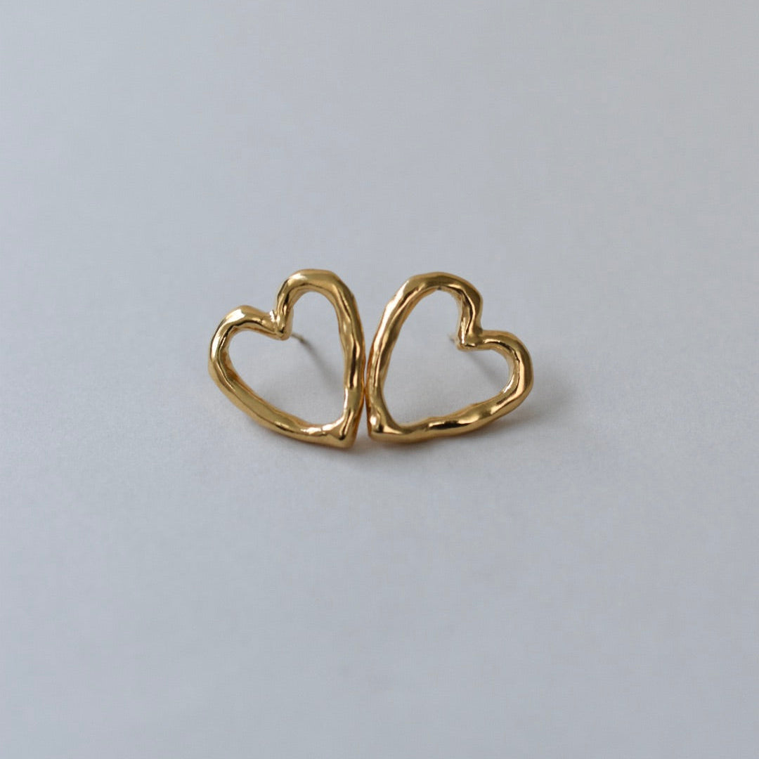 Melt Heart Pierce Mサイズ/ Silver, Gold
