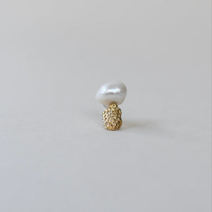 K10 and Pearl Pierced Earring A, B, D (Single)
