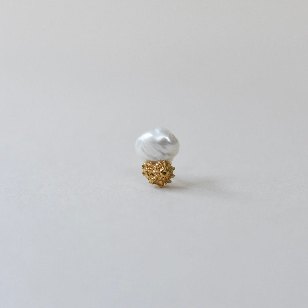 K10 and Pearl Pierced Earring A, B, D (Single)