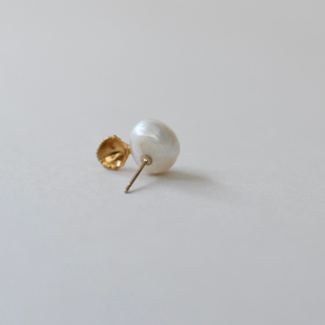 K10 and Pearl Pierced Earring A, B, D (Single)