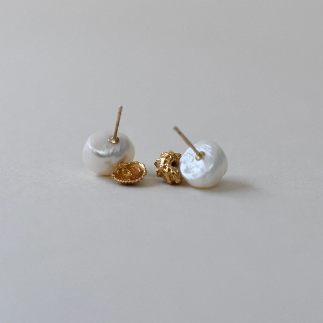 K10 and Pearl Pierced Earring A, B, D (Single)
