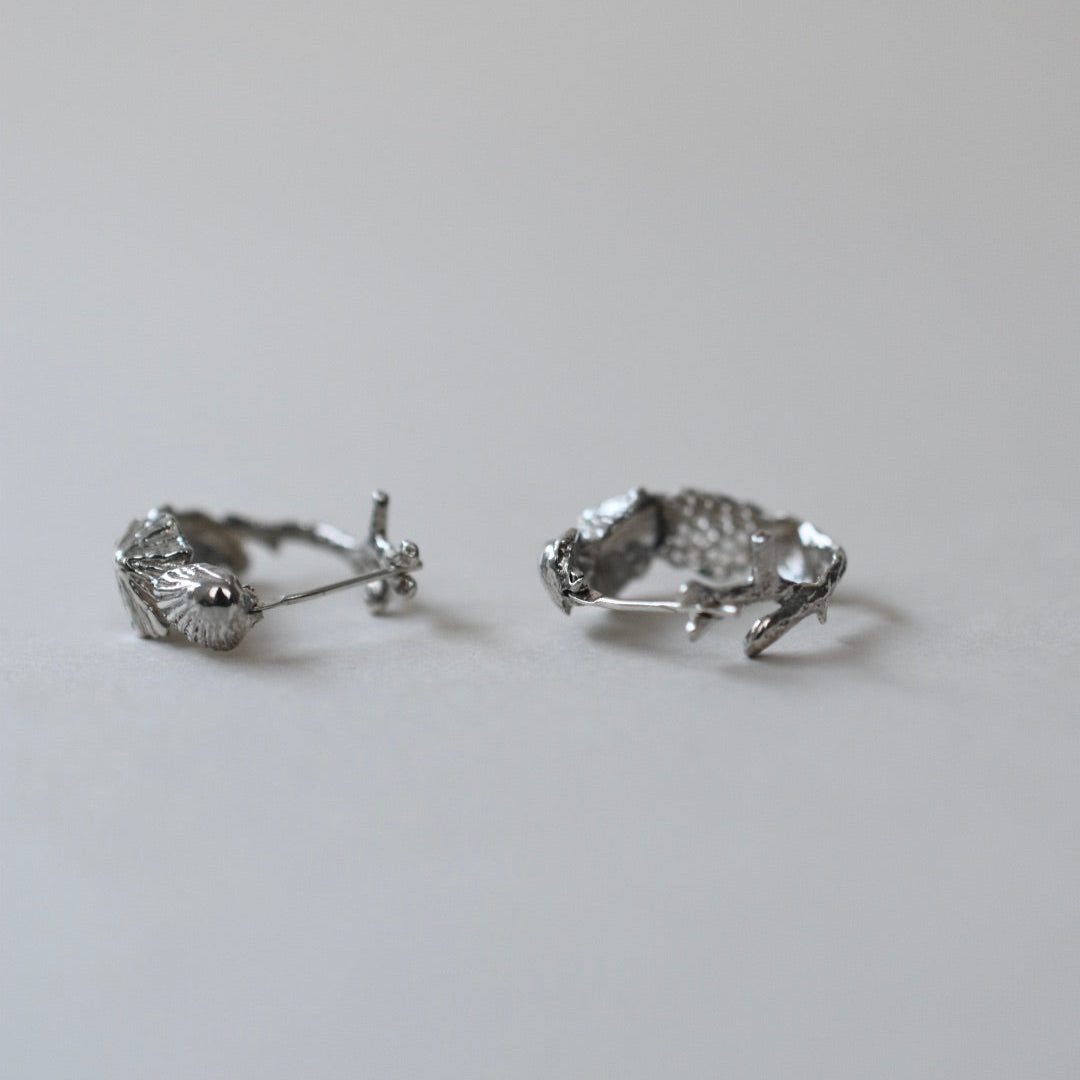 Shell Pierced Earrings Silver (both ears/pair)
