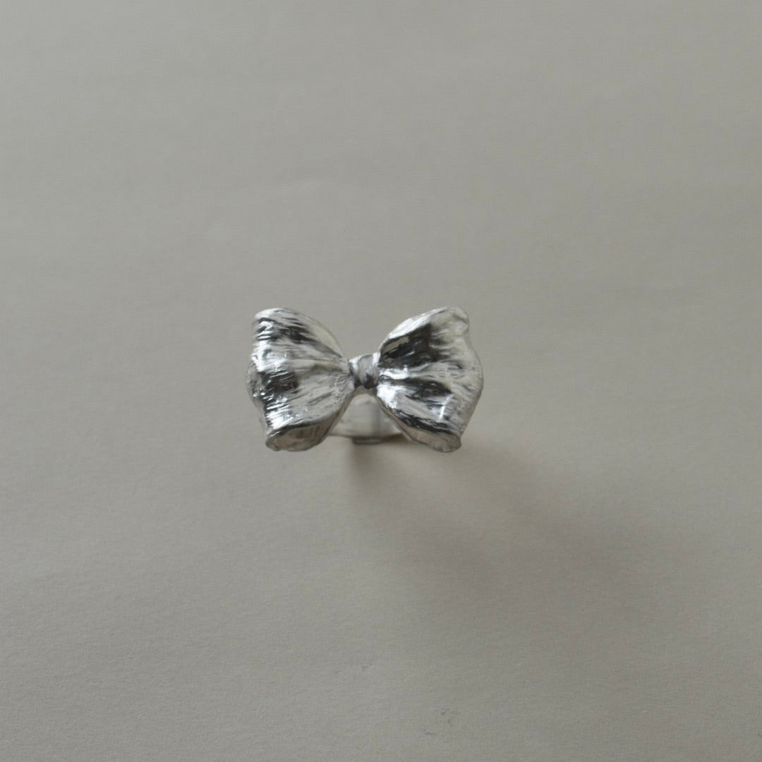 Too heavy ribbon ring