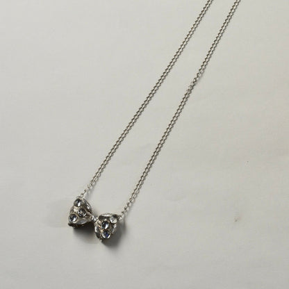 Too heavy ribbon pendant (polka dots)