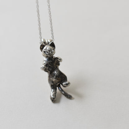 Kitten pendant