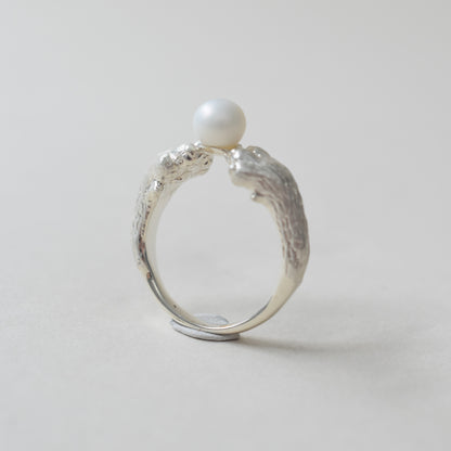 ring claw talkative cat parallel pearl