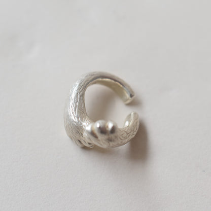 ear cuff talkative cat claw cross（片耳用）