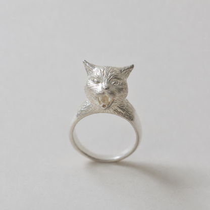 ring　talkative cat face
