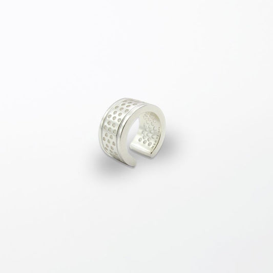 Pina Solid Earcuff