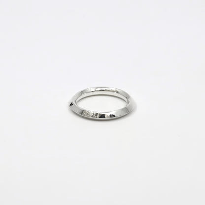 "Shadow" ring 01