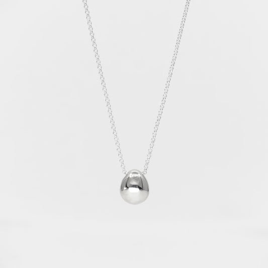 "Dew" pendant necklace