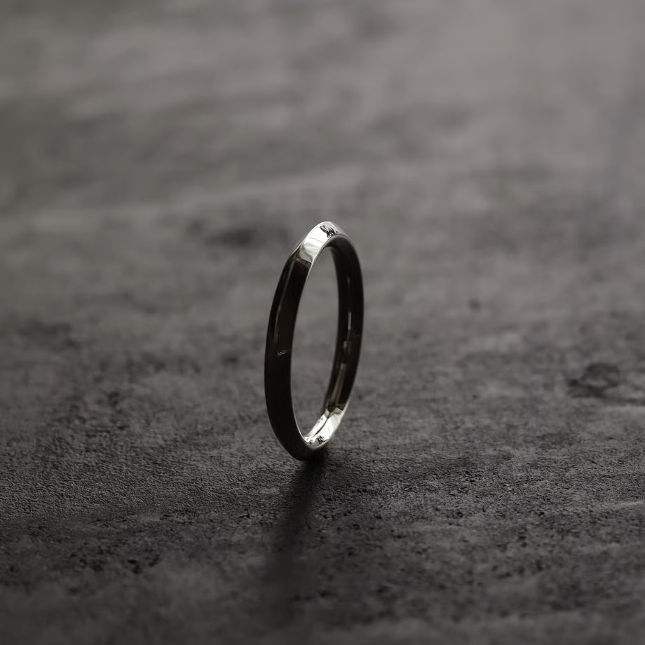 "Shadow" ring 02