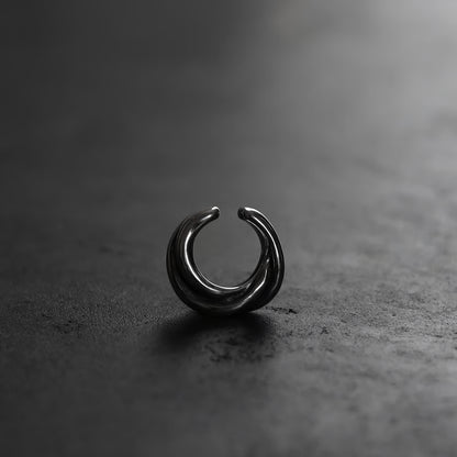 "Snake" earcuff