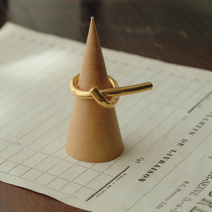 Ribboned Infinity Ring/ シルバー、ゴールド