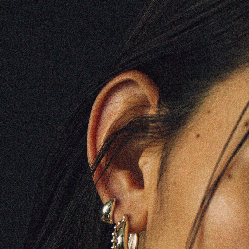 Round shape pierce medium/ Siilver
